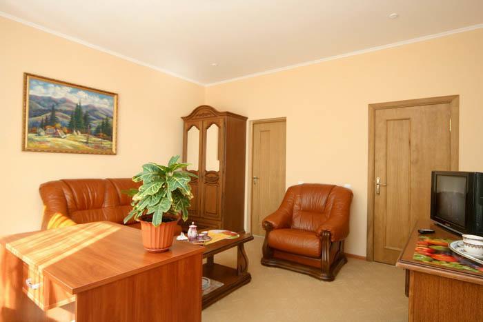 Gortenziya Hotel Polyana  Bagian luar foto
