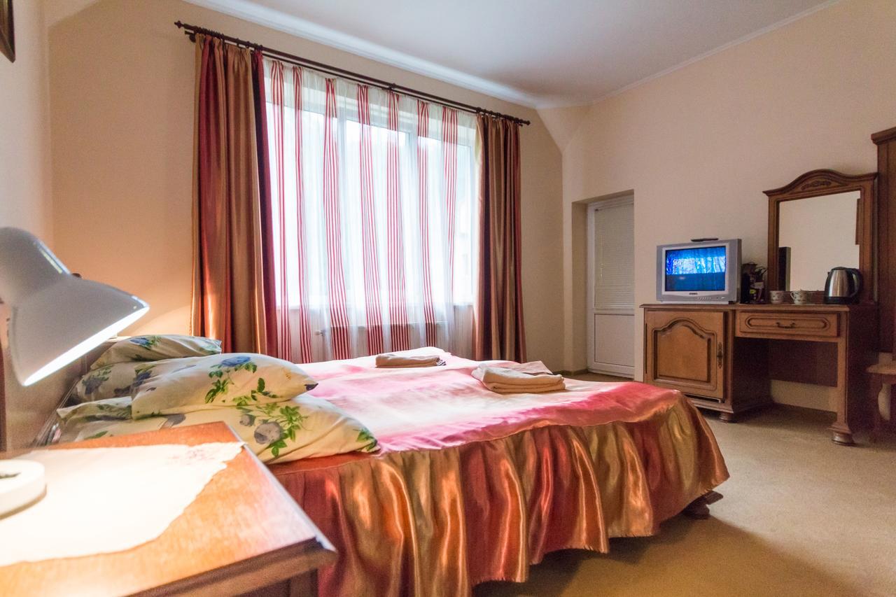 Gortenziya Hotel Polyana  Bagian luar foto