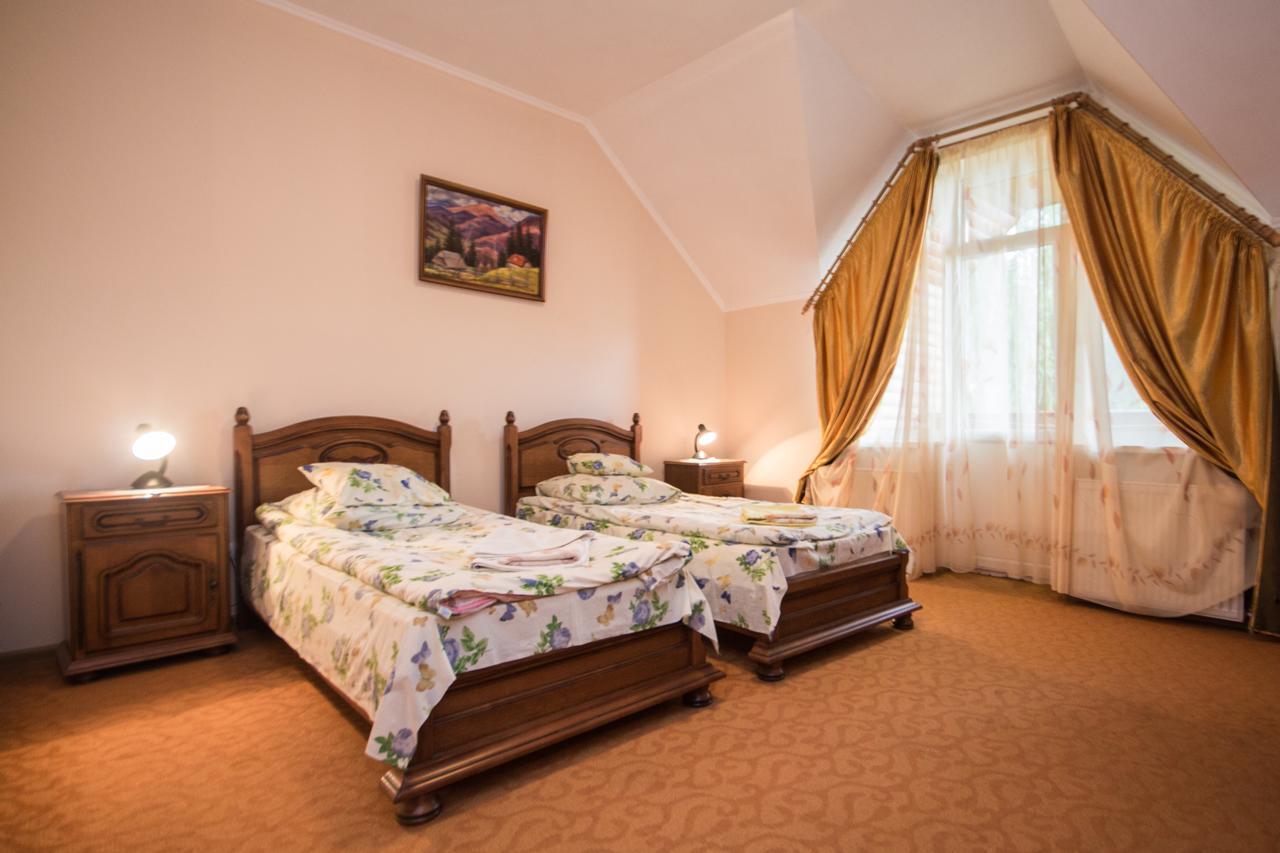 Gortenziya Hotel Polyana  Bagian luar foto