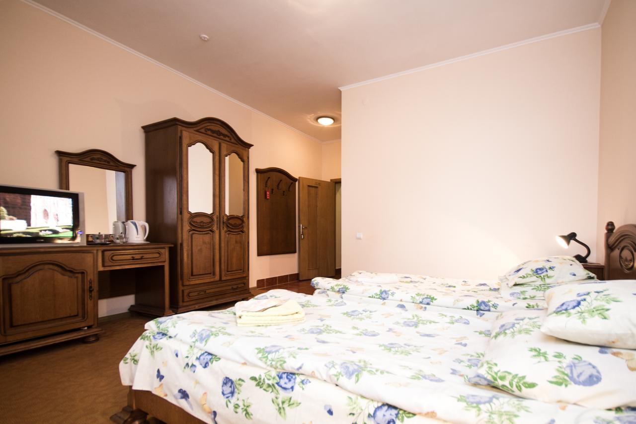 Gortenziya Hotel Polyana  Bagian luar foto