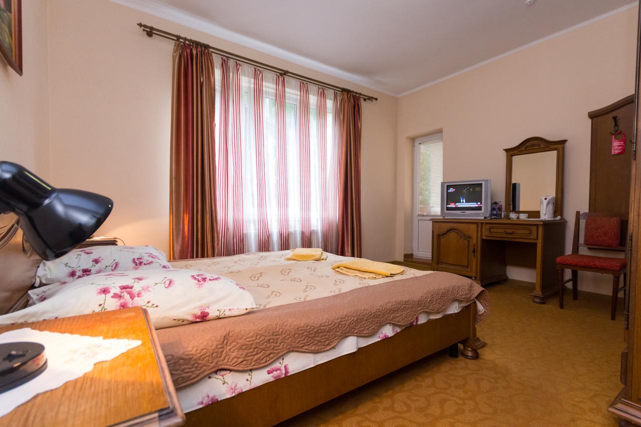 Gortenziya Hotel Polyana  Bagian luar foto