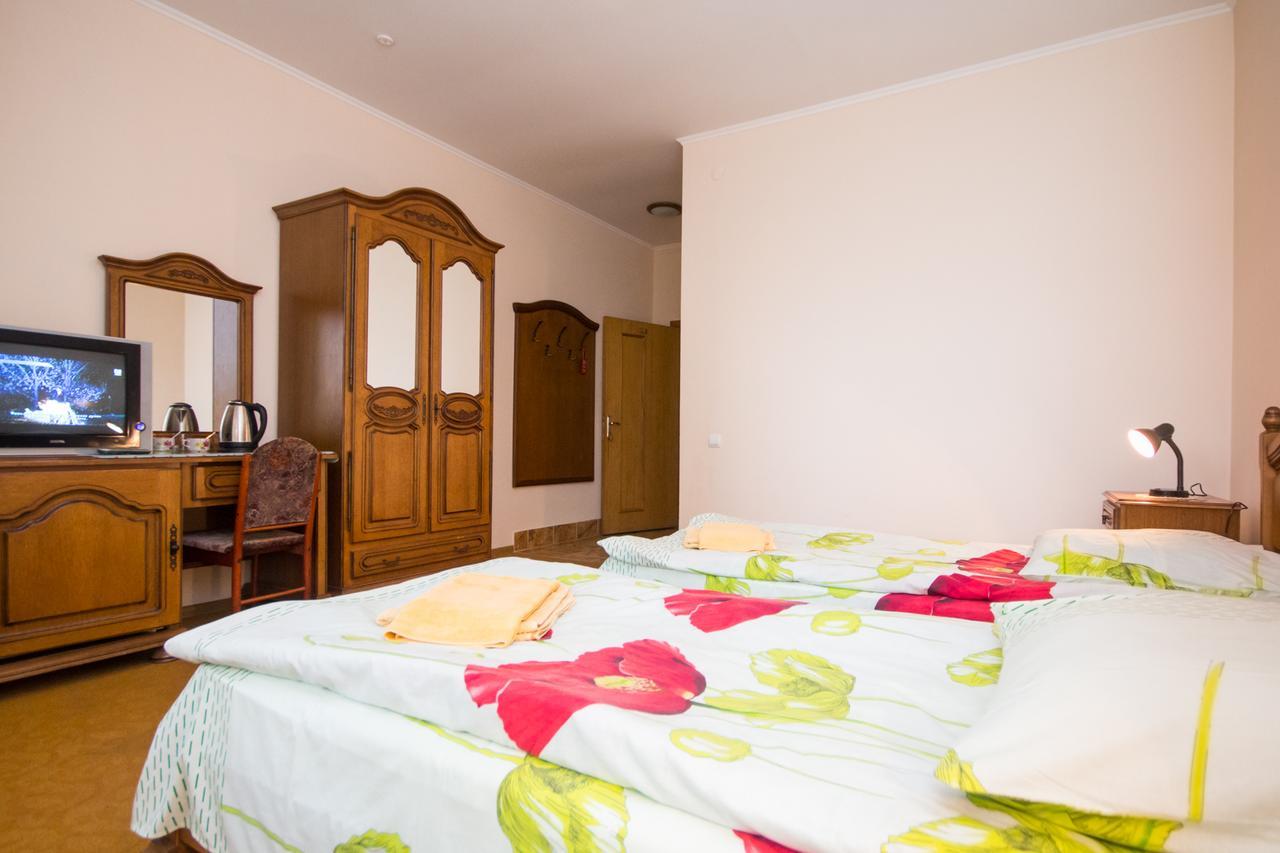 Gortenziya Hotel Polyana  Bagian luar foto