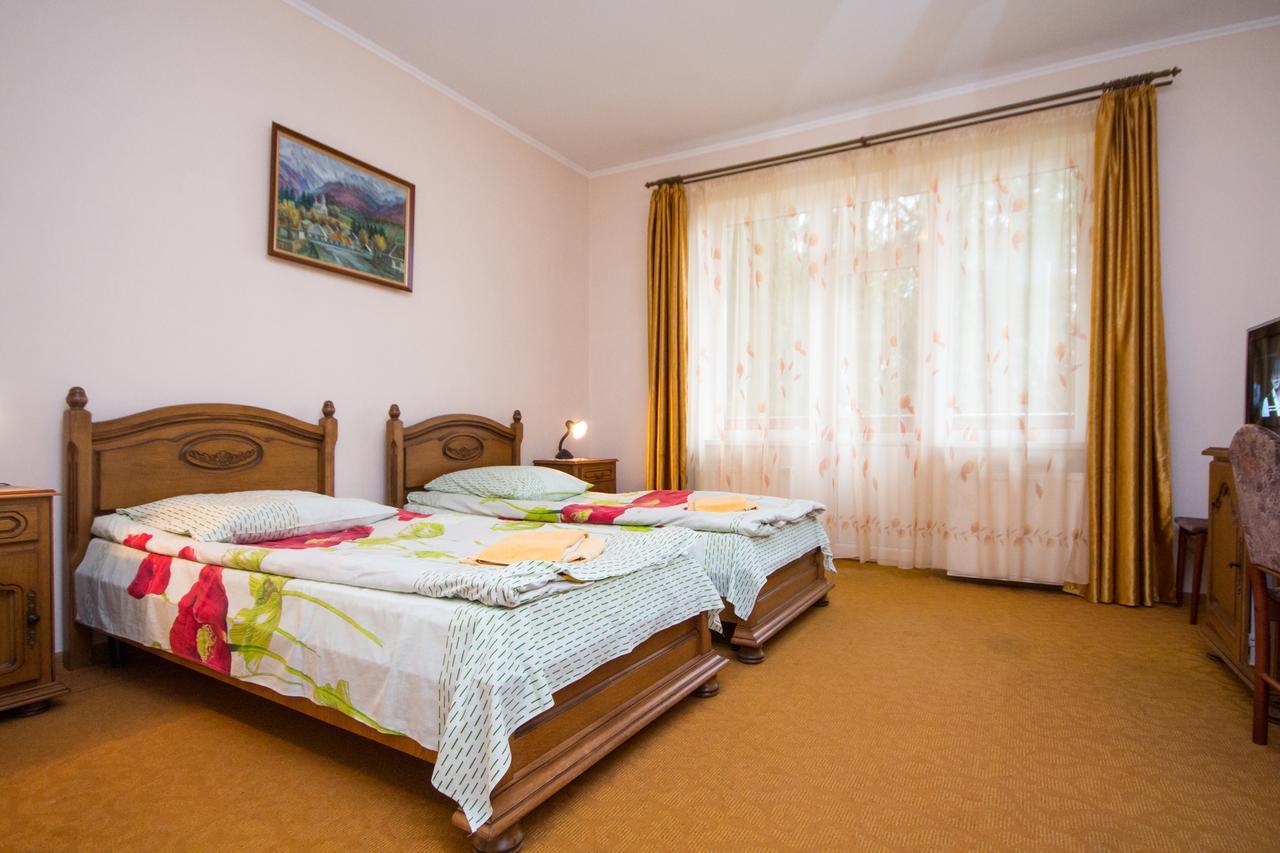 Gortenziya Hotel Polyana  Bagian luar foto