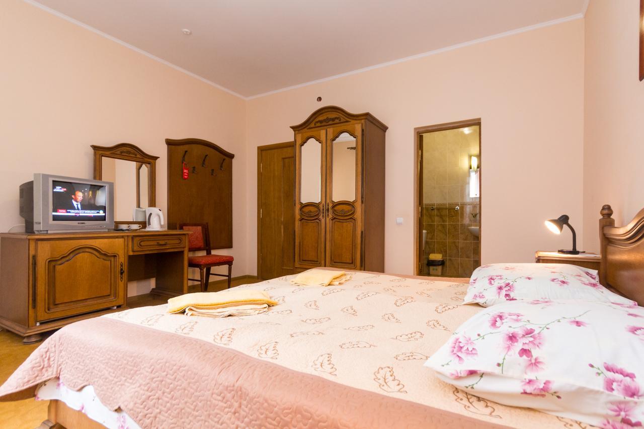 Gortenziya Hotel Polyana  Bagian luar foto