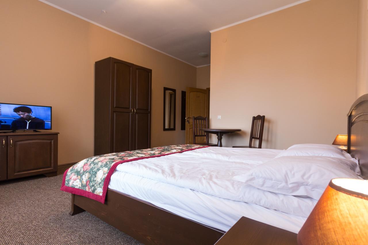 Gortenziya Hotel Polyana  Bagian luar foto