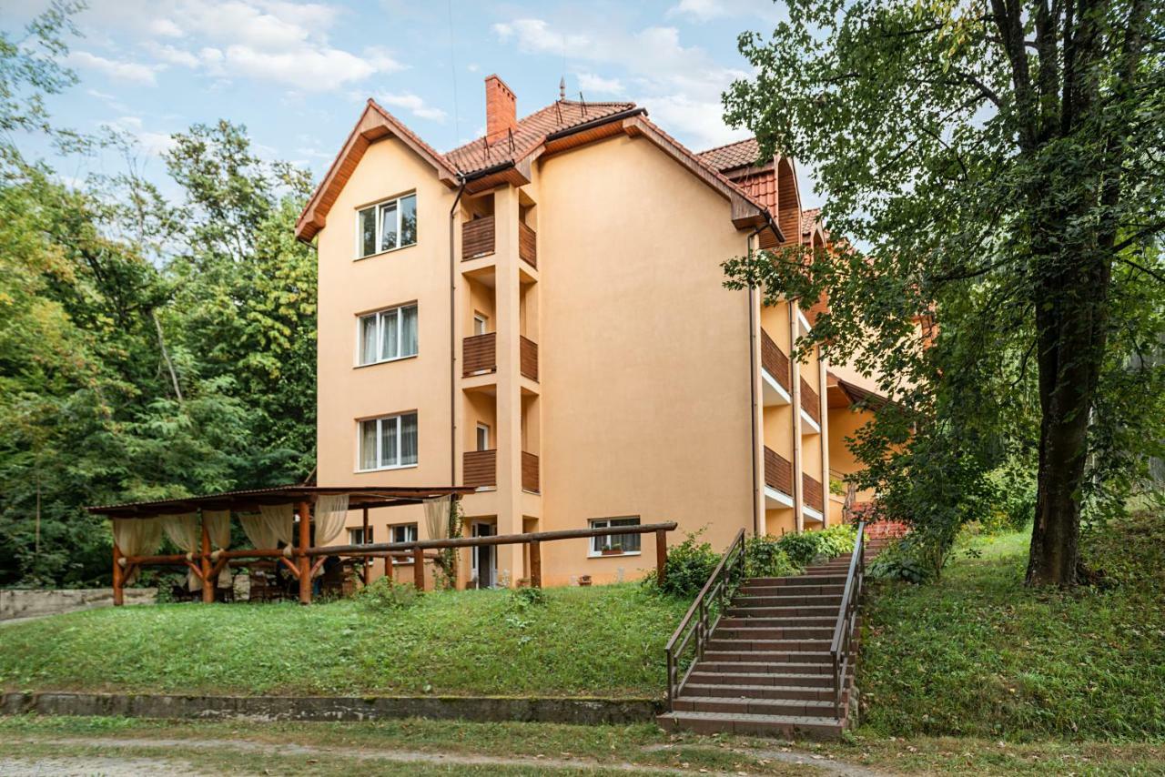 Gortenziya Hotel Polyana  Bagian luar foto